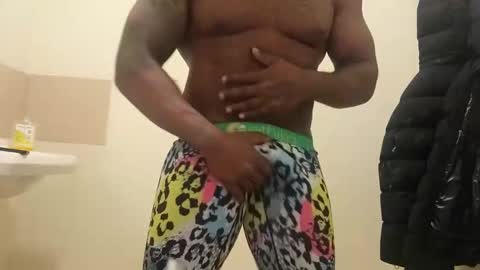 Tony546700 online show from 01/09/25, 09:37