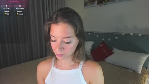Snapshot of tony_hailey chatting on 12/16/24, 04:05 Lisa online show from 12/16/24, 04:05