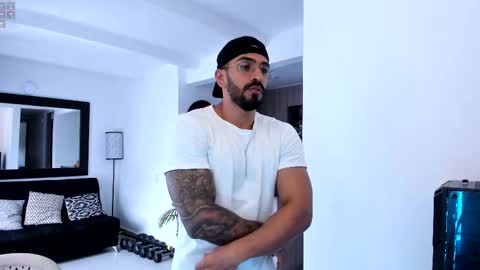 tony muscle1 online show from 02/15/25, 09:37