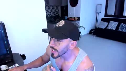 tony muscle1 online show from 03/07/25, 11:05