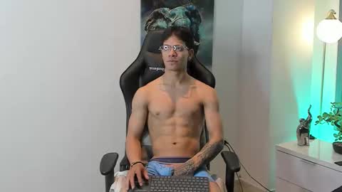 tony_petrov online show from 11/06/25, 04:24