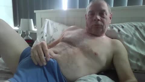 tonygib1962 online show from 04/18/26, 11:25