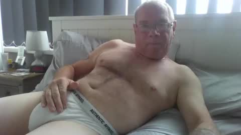 tonygib1962 online show from 04/28/26, 07:35