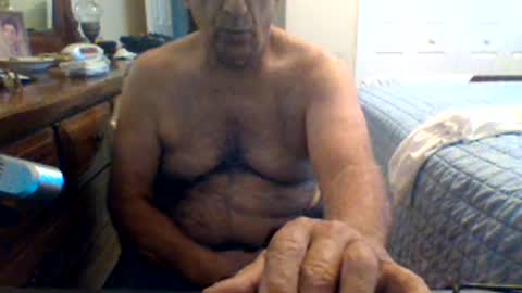 Snapshot of tonymcfly99 chatting on 04/24/26, 05:59 tonymcfly99 online show from 04/24/26, 05:59