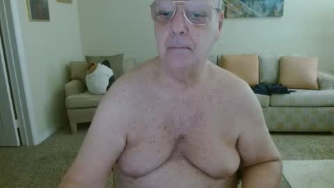 Snapshot of tonysview12000 chatting on 03/15/26, 06:58 tonysview12000 online show from 03/15/26, 06:58