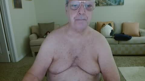 Snapshot of tonysview12000 chatting on 04/06/26, 07:48 tonysview12000 online show from 04/06/26, 07:48