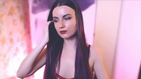 Elizabeth online show from 02/24/25, 06:16