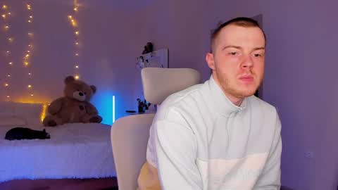 toohornyserj online show from 12/10/24, 08:05