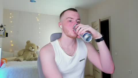 toohornyserj online show from 12/17/24, 08:32