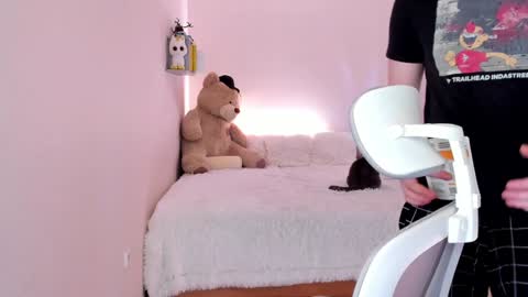 toohornyserj online show from 01/23/25, 12:35