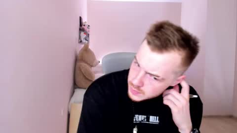 toohornyserj online show from 03/11/25, 09:37