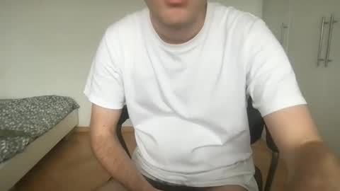 Max online show from 10/25/25, 12:56