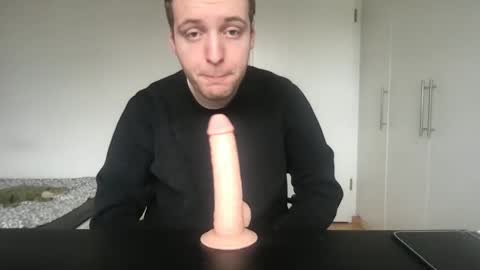 Max online show from 02/28/26, 12:28