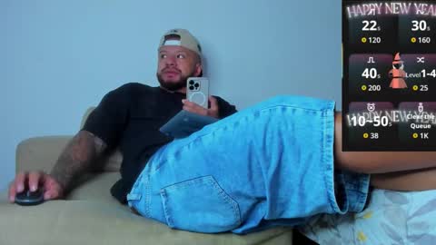 Snapshot of toonnydee chatting on 10/21/25, 02:18 Tony Dee online show from 10/21/25, 02:18