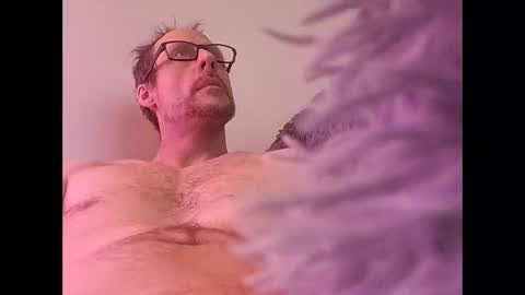 tooshort30w150202 online show from 02/20/26, 11:22