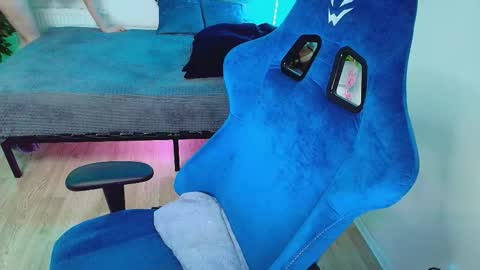 topcranberry online show from 11/11/25, 04:56