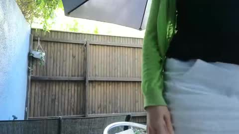 Topsy online show from 11/18/25, 08:41