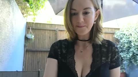 Topsy online show from 11/20/25, 08:25