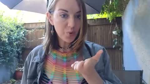 Topsy online show from 02/19/26, 07:26