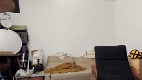 Snapshot of torcuato9 chatting on 06/11/26, 04:32 Torcuato online show from 06/11/26, 04:32