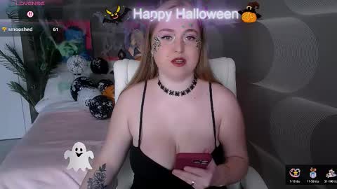 tori_blond online show from 10/31/25, 08:37