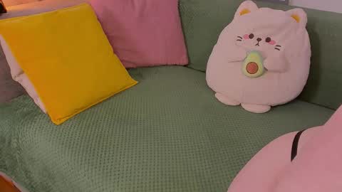 Tori online show from 10/10/25, 05:17