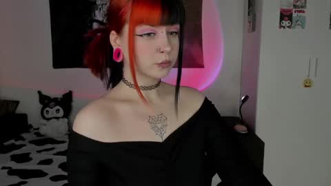 your personal gothic girl check it    online show from 03/07/25, 10:21