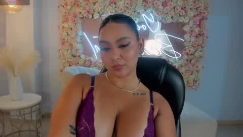 Tori Cross online show from 02/10/25, 04:47