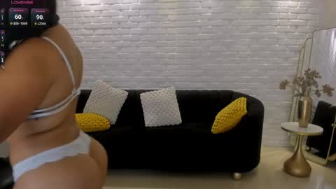 Tori Cross online show from 03/08/25, 05:54