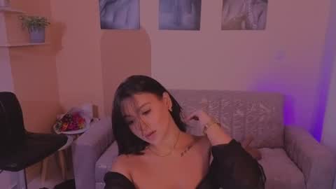 Tori Cross online show from 04/12/26, 12:43