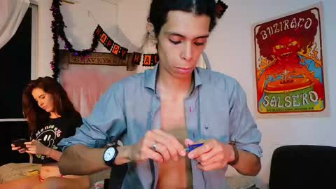 Enzo Moretti online show from 10/20/25, 02:56