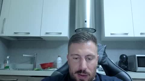 Snapshot of toro_arrapato chatting on 06/10/26, 02:01 toro_arrapato online show from 06/10/26, 02:01