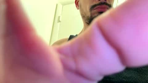 toronto5656 online show from 11/03/25, 07:20