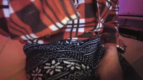 Snapshot of torosko chatting on 01/05/25, 07:28 Torosko online show from 01/05/25, 07:28