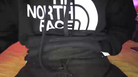 Snapshot of torosko chatting on 01/12/25, 10:01 Torosko online show from 01/12/25, 10:01