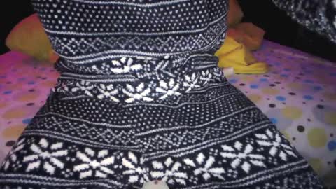 Snapshot of torosko chatting on 02/15/25, 02:37 Torosko online show from 02/15/25, 02:37