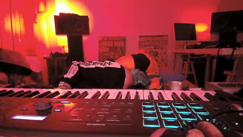 Snapshot of torosko chatting on 02/27/25, 10:31 Torosko online show from 02/27/25, 10:31