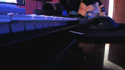 Snapshot of torosko chatting on 03/08/25, 08:00 Torosko online show from 03/08/25, 08:00