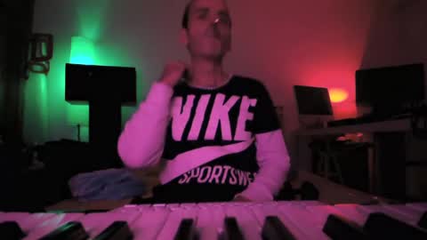 Snapshot of torosko chatting on 03/09/25, 11:14 Torosko online show from 03/09/25, 11:14