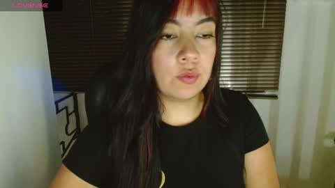 Snapshot of torres_karla chatting on 03/08/25, 01:03 karla online show from 03/08/25, 01:03