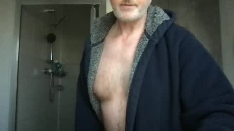 Archibald Leach online show from 03/03/25, 08:27