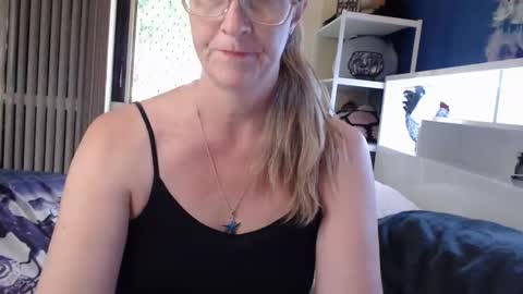 Milly online show from 03/17/26, 11:41