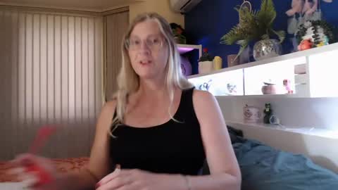 Milly online show from 04/28/26, 10:59