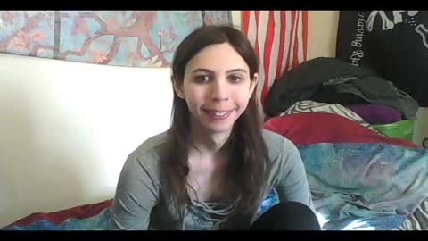 Luna online show from 02/17/25, 08:58