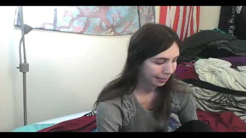 Luna online show from 02/26/25, 06:04