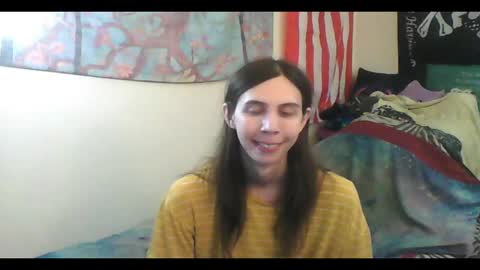 Luna online show from 09/12/25, 03:17