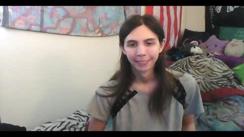 Luna online show from 09/16/25, 04:02