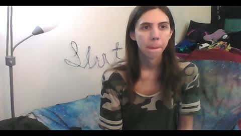 Luna online show from 10/03/25, 12:07