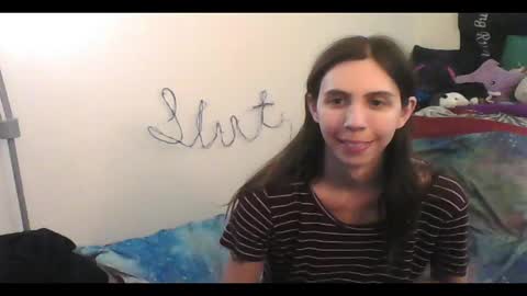 Luna online show from 10/08/25, 02:09