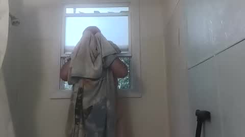 totallyawesome_65 online show from 09/14/25, 12:15